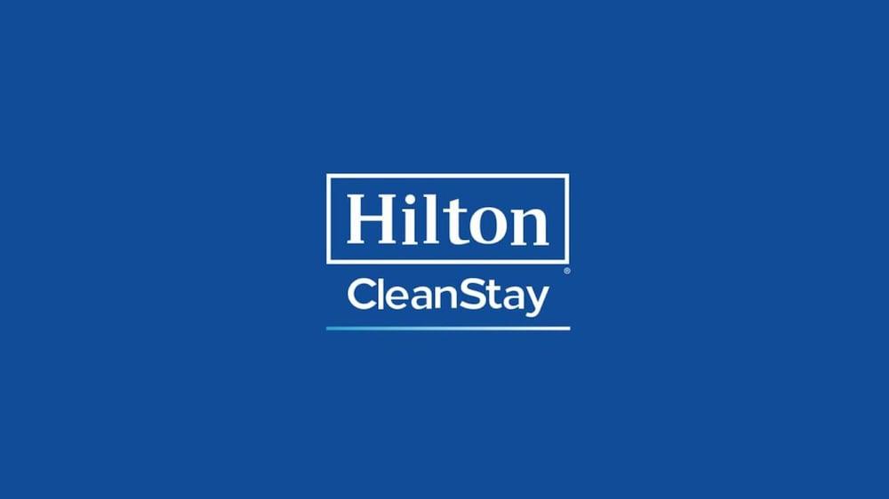 Hampton Inn & Suites 盖恩斯维尔 外观 照片